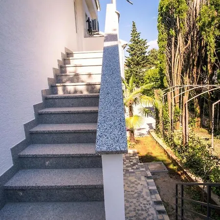 Apartment Nova Mira