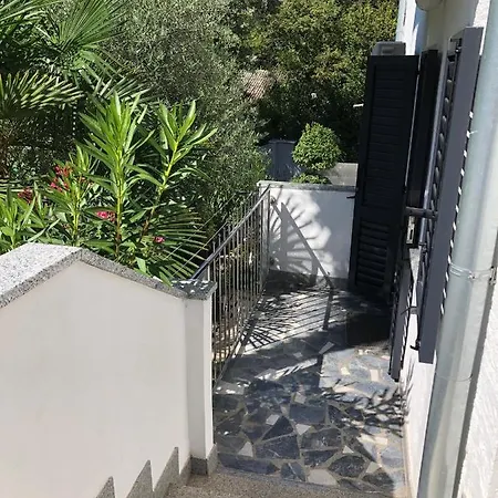 Apartment Nova Mira
