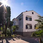 Nova Mira Apartament Malinska