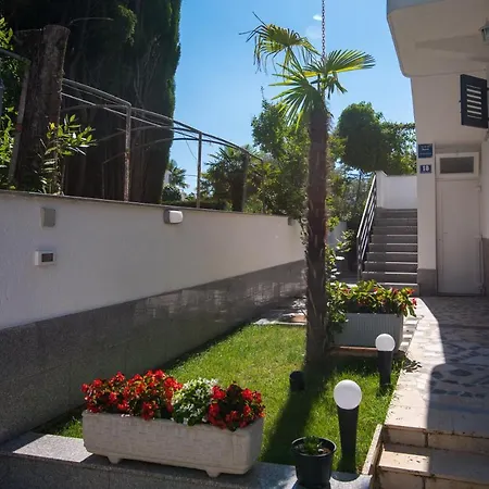 Nova Mira Apartment